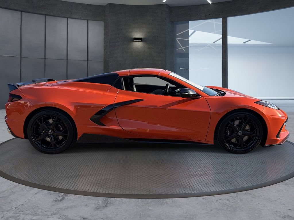Used 2021 Chevrolet Corvette Stingray Premium Conv w/ Z51 Performance Package RWD image 7