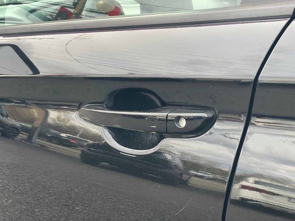 Used 2023 Hyundai Kona Limited image 29