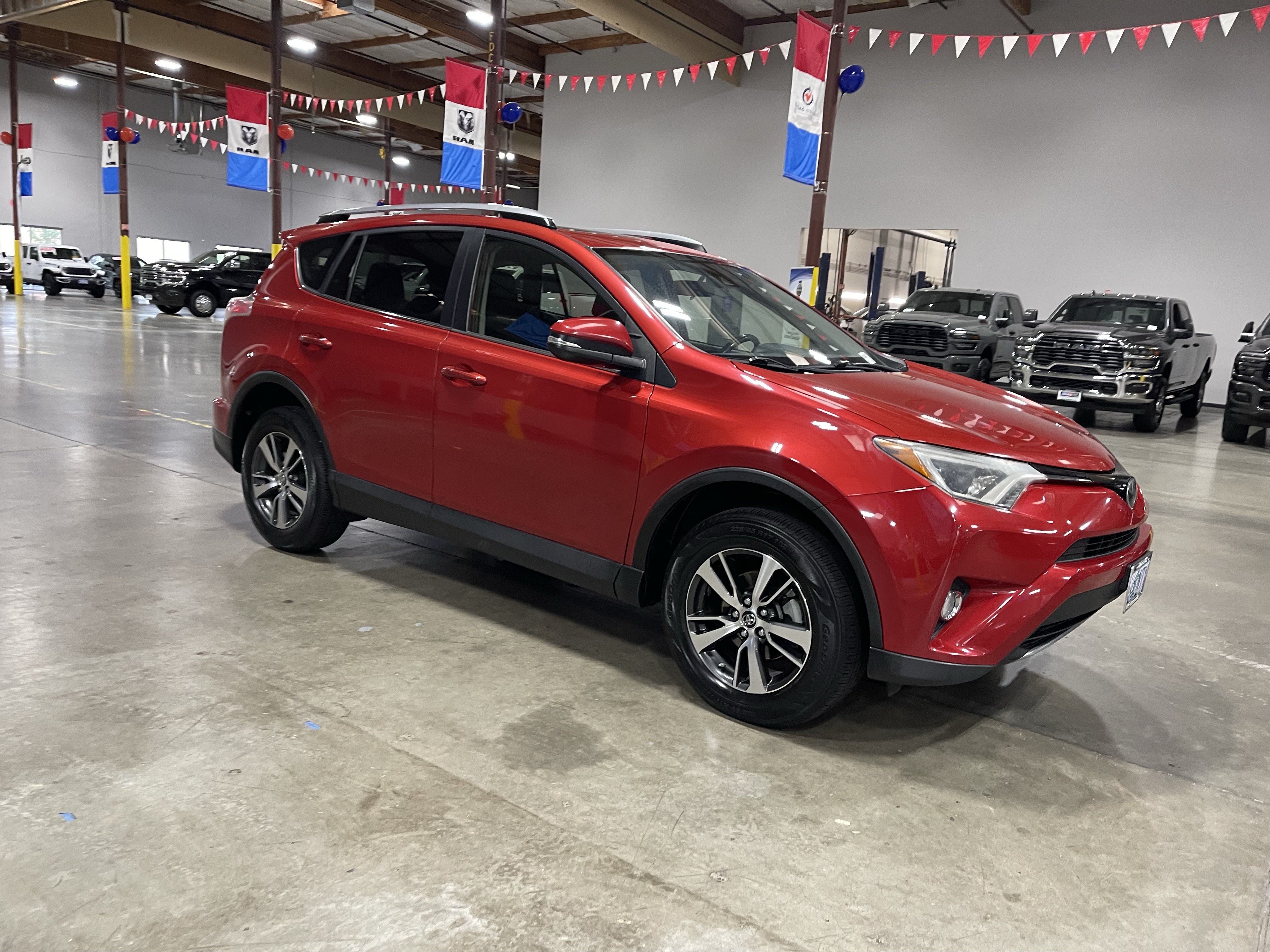 Used 2017 Toyota RAV4 XLE w/ Plus Special Value Package AWD/4WD image 7
