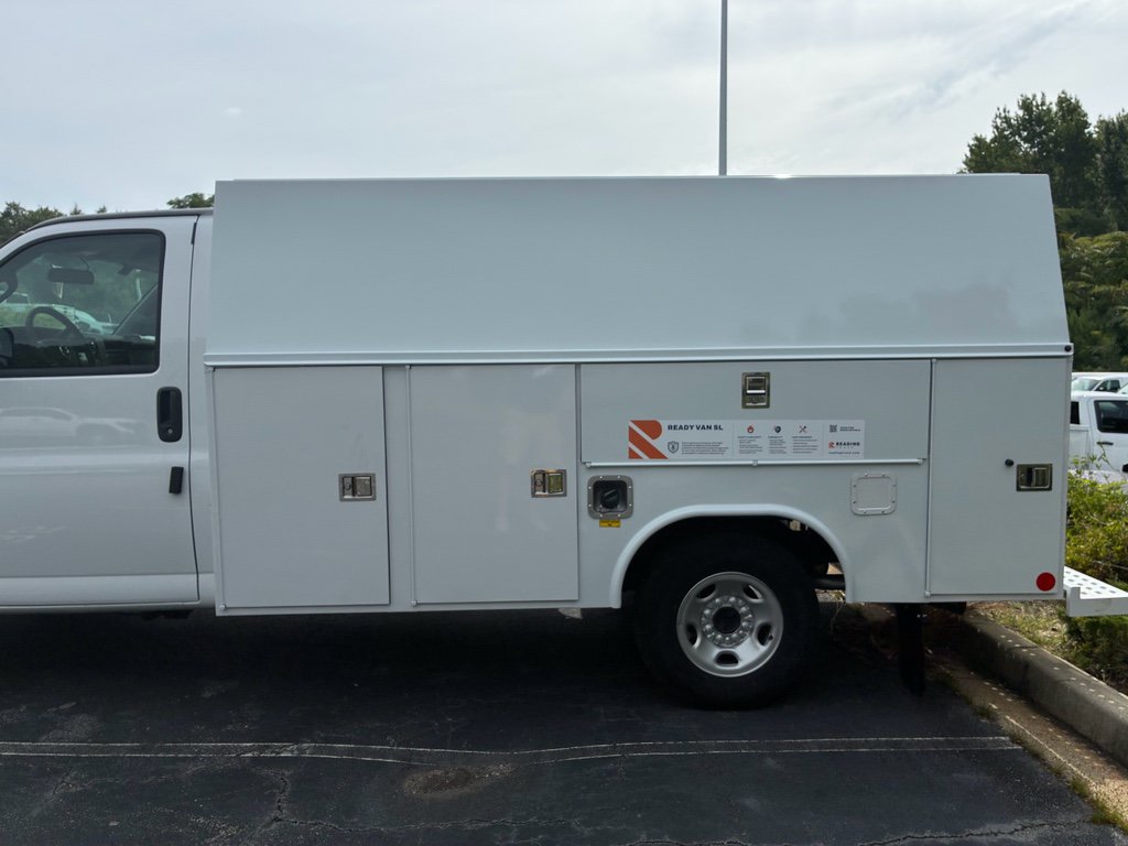 New 2026 Chevrolet Express 3500 w/ Power Convenience Package RWD image 5