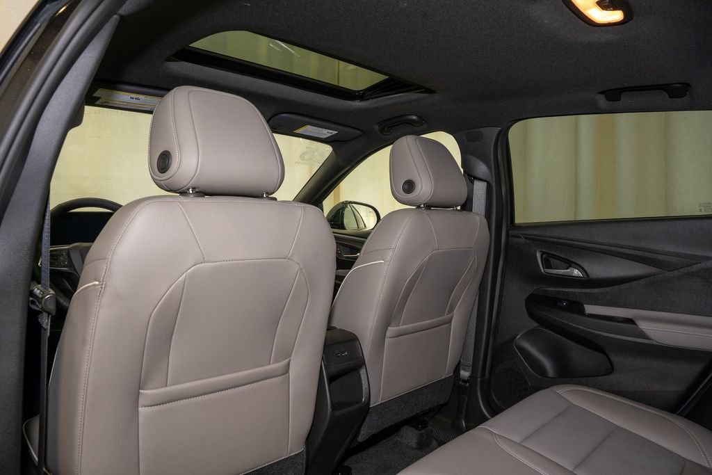 Used 2025 Buick Envista Avenir FWD image 10