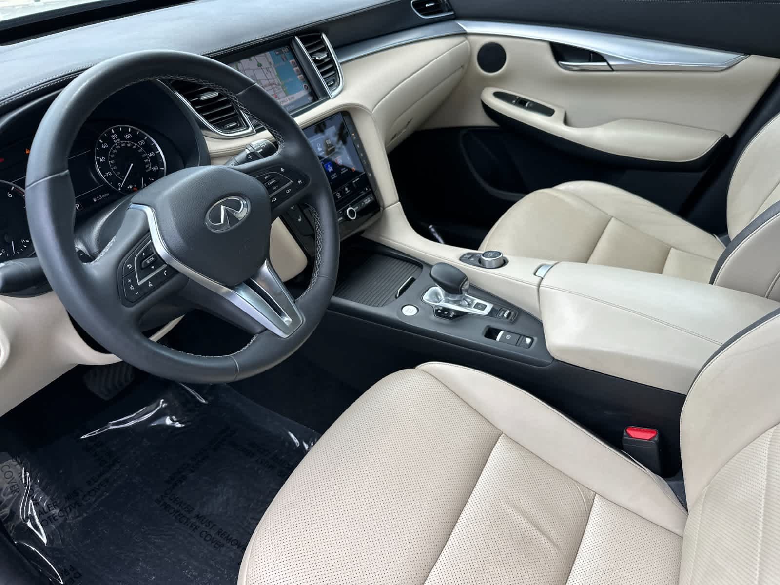 Used 2019 INFINITI QX50 Essential w/ Premium Heat Package FWD image 11