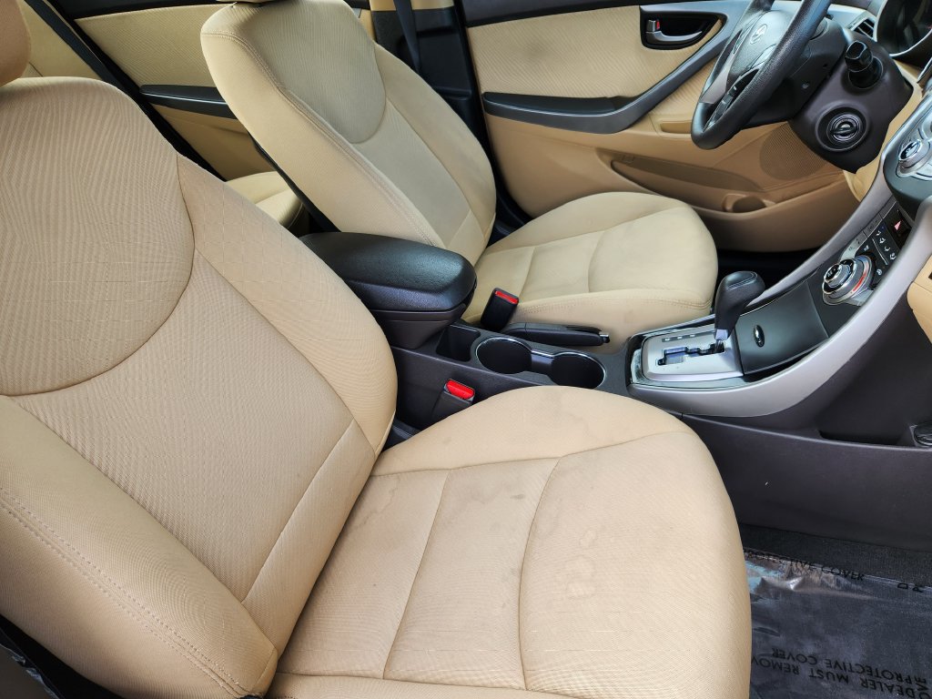 Used 2013 Hyundai Elantra GLS w/ Preferred Pkg FWD image 5