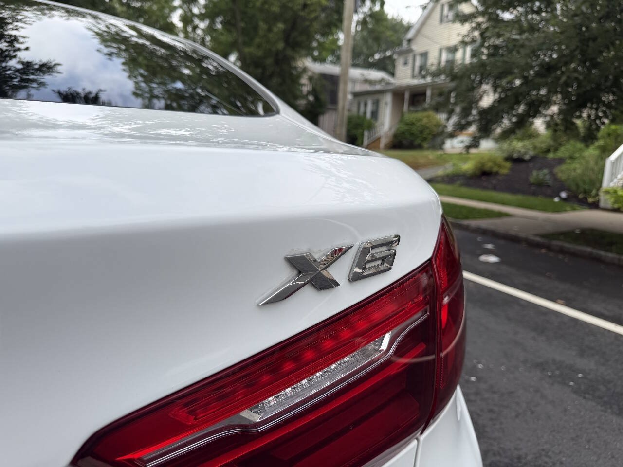 Used 2015 BMW X6 xDrive35i w/ M Sport AWD/4WD image 9