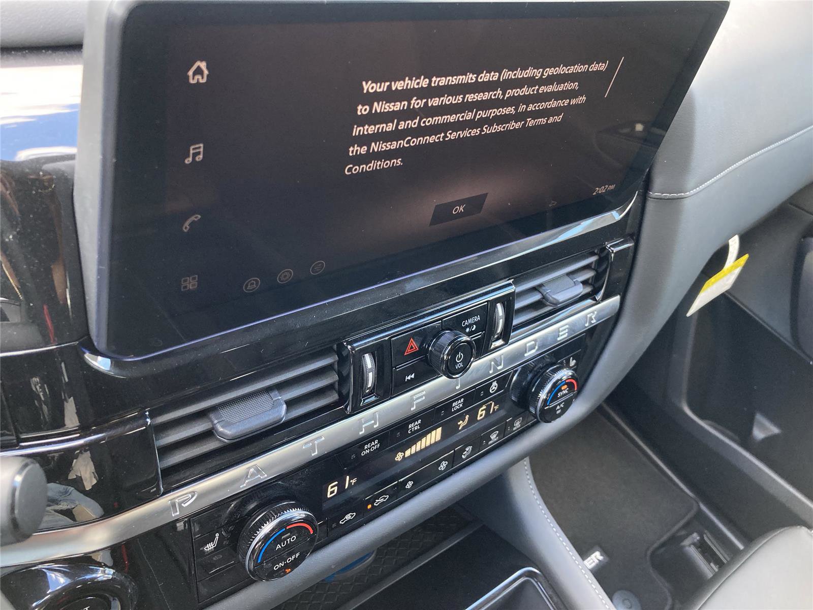 New 2026 Nissan Pathfinder SL image 15