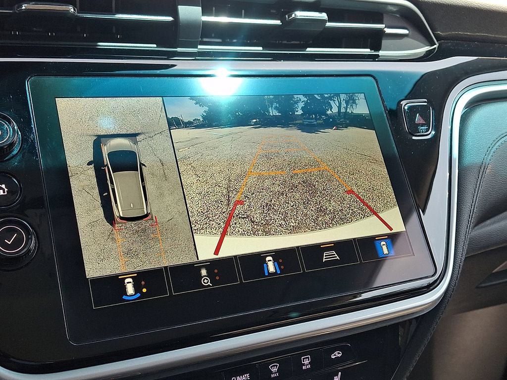 Certified 2023 Chevrolet Bolt LT w/ Infotainment Package FWD image 19