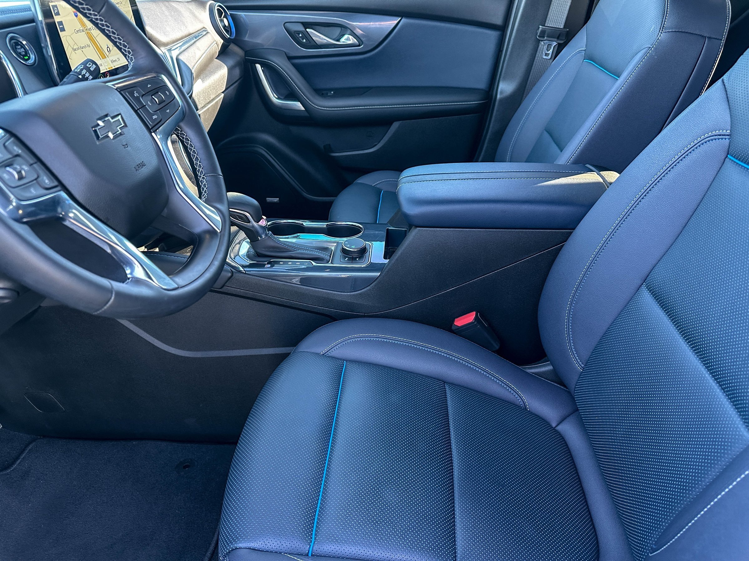Used 2024 Chevrolet Blazer RS w/ Enhanced Convenience Package FWD image 13
