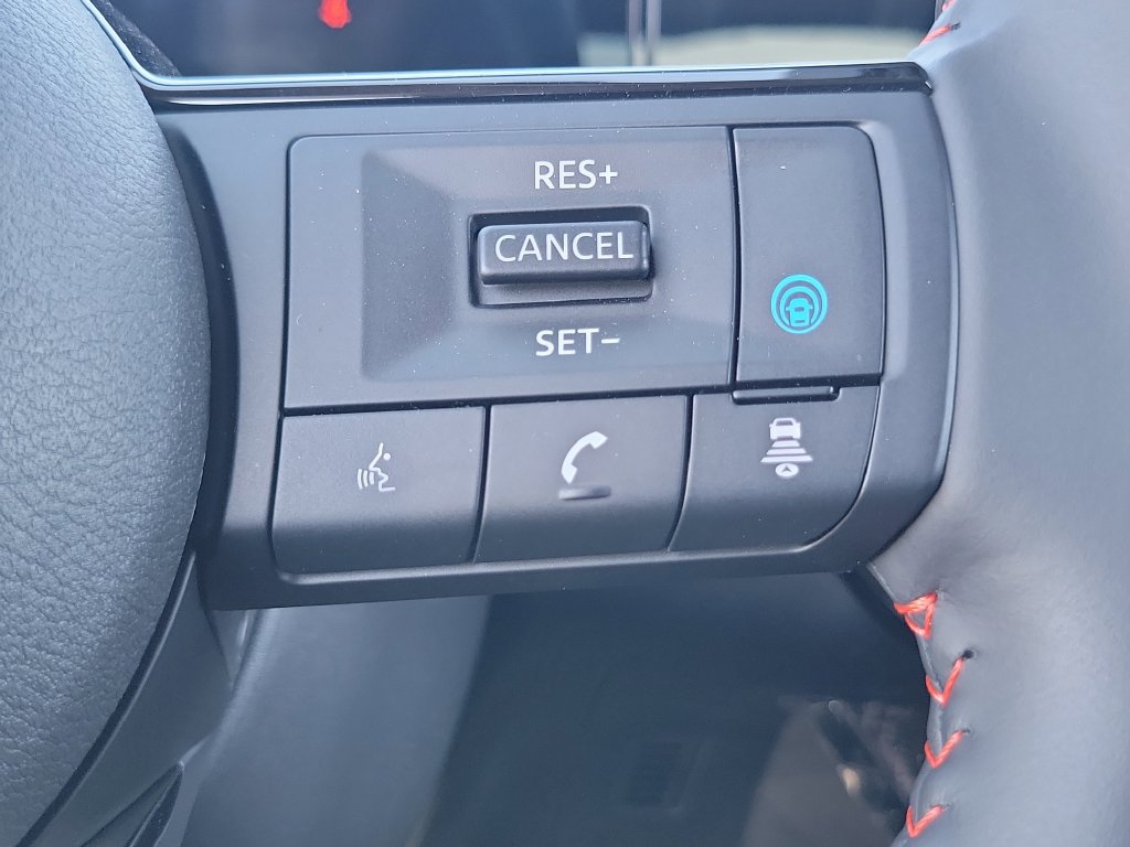 New 2026 Nissan Kicks SR FWD image 7