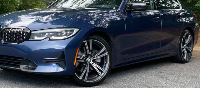 Used 2021 BMW 330i Sedan w/ Premium Package RWD image 2