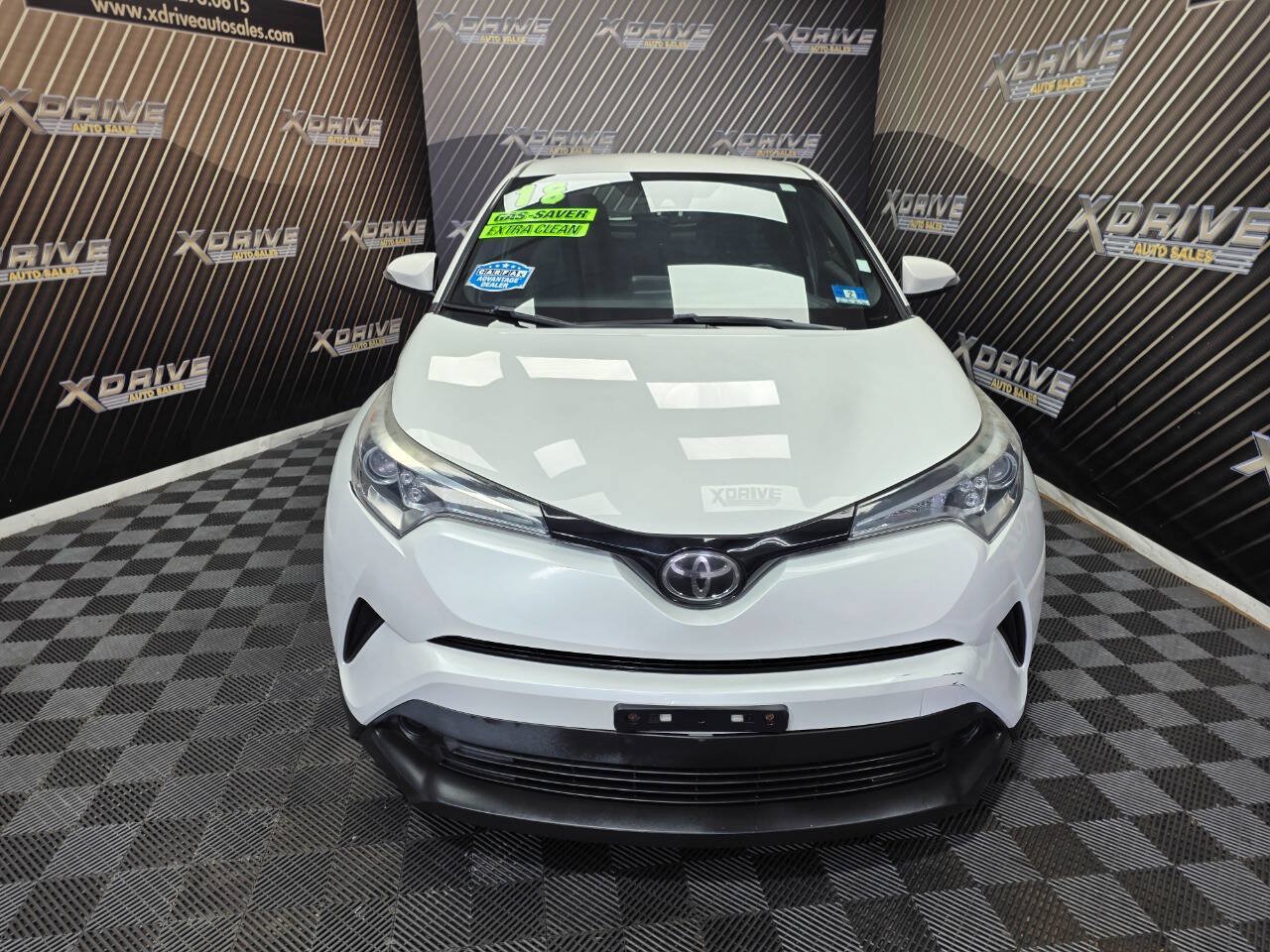 Used 2018 Toyota C-HR XLE FWD image 4