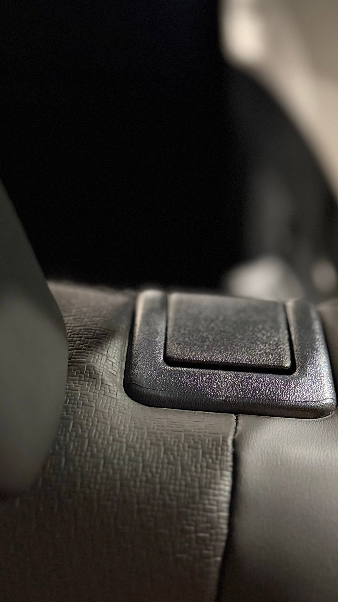 Used 2023 Nissan Rogue SV w/ SV Premium B Package image 42