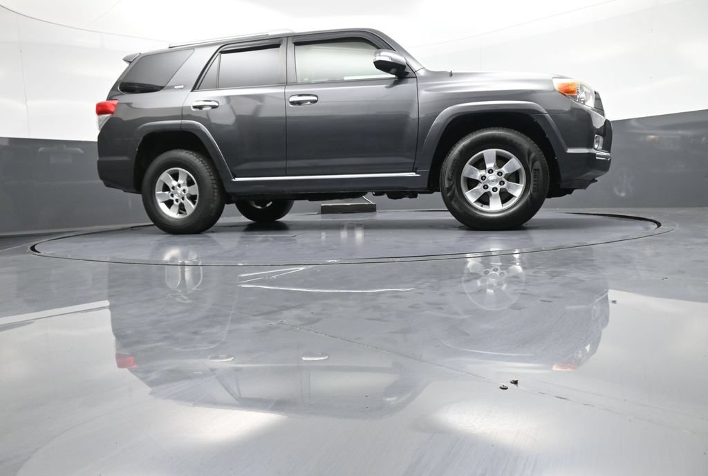 Used 2011 Toyota 4Runner SR5 w/ Premium Pkg w/Leather AWD/4WD image 28
