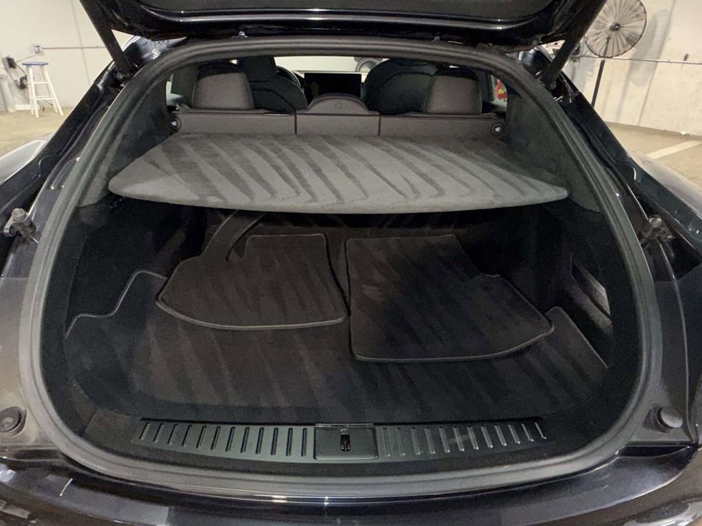 Used 2024 Tesla Model S AWD/4WD image 17