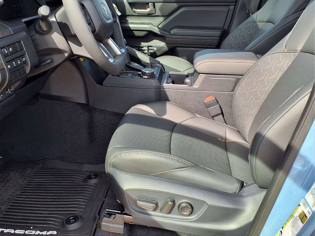 New 2026 Toyota Tacoma Limited AWD/4WD image 11