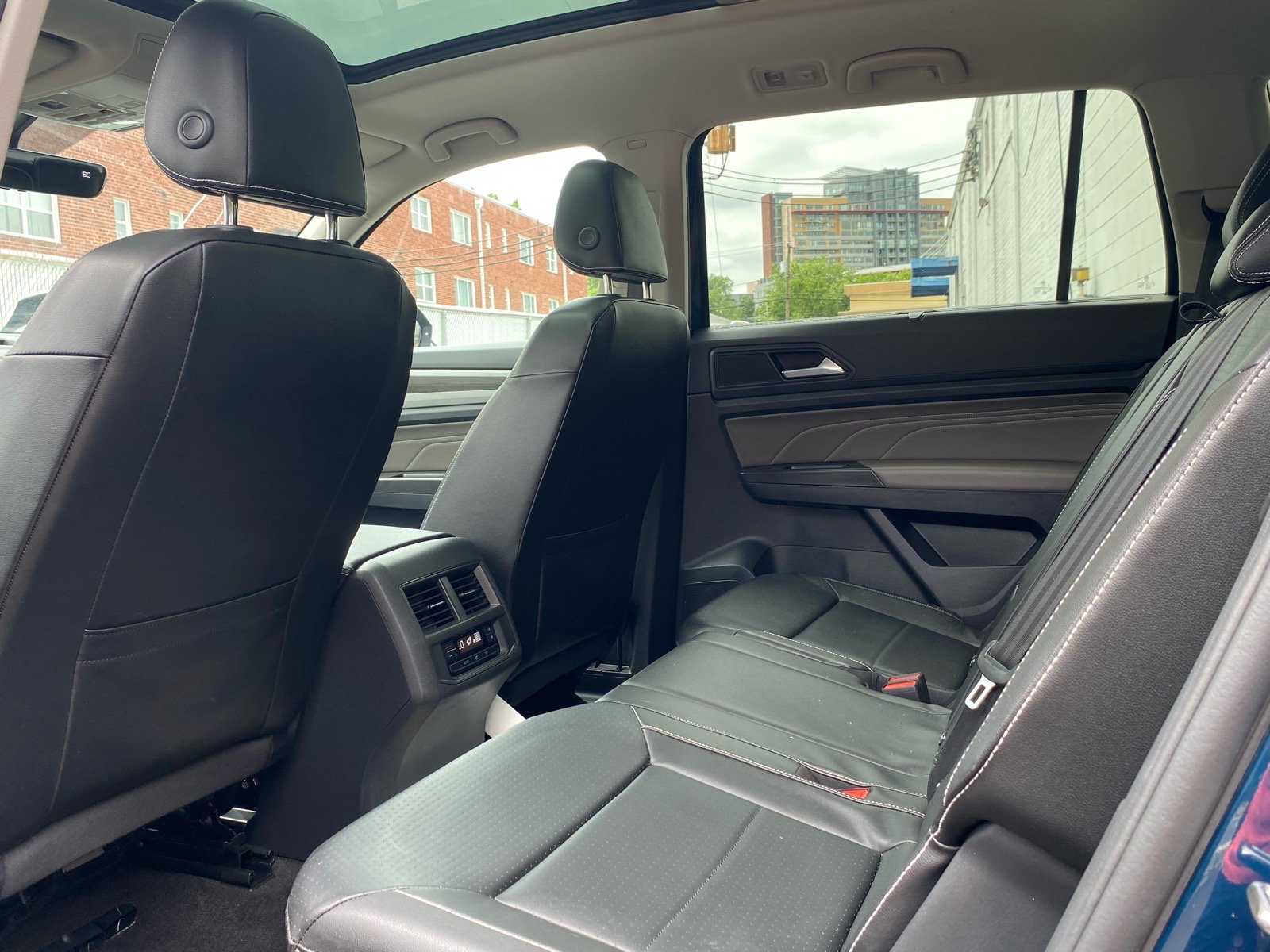 Certified 2022 Volkswagen Atlas SE w/ Panoramic Sunroof Package FWD image 16