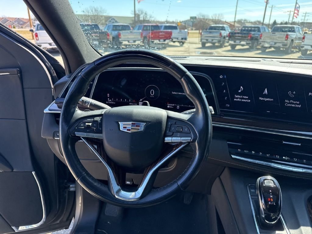 Used 2023 Cadillac Escalade Premium Luxury AWD/4WD image 47