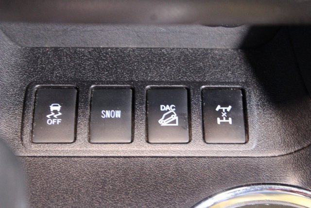 Used 2017 Toyota Highlander Limited image 27