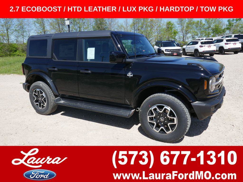 New 2026 Ford Bronco Outer Banks AWD/4WD image 1