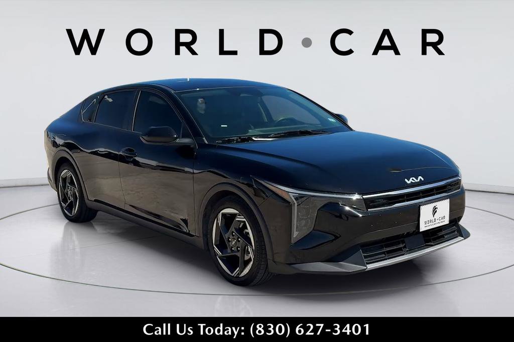 Certified 2025 Kia K4 EX image 1