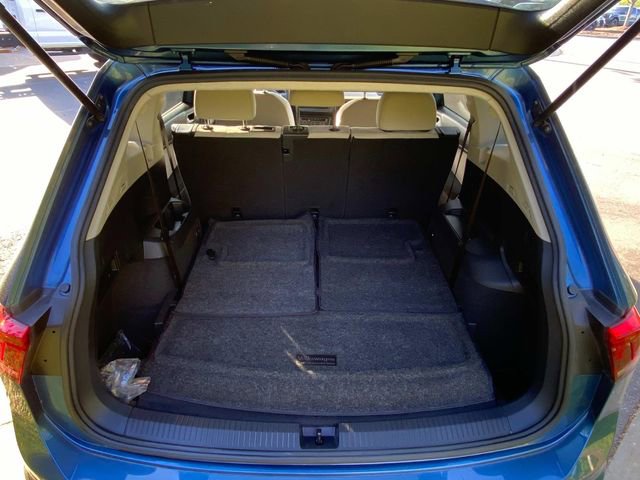 Used 2020 Volkswagen Tiguan S image 28