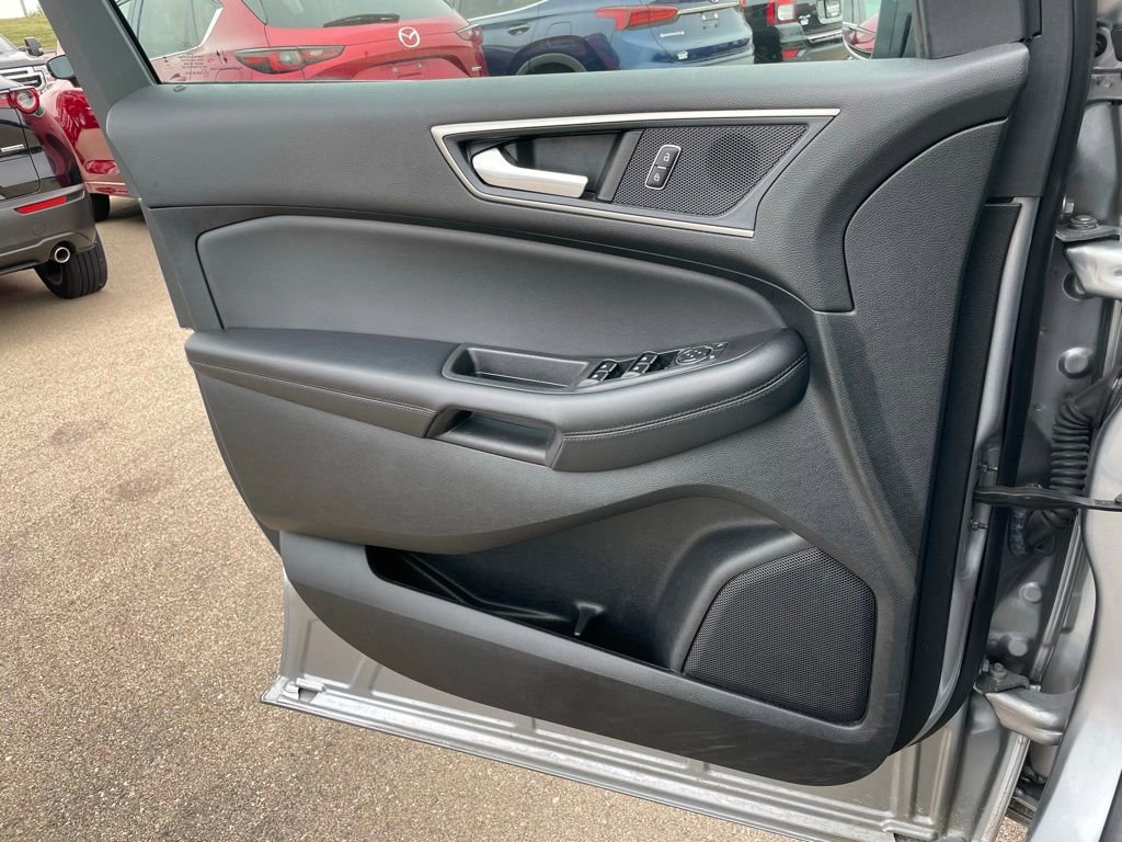 Used 2023 Ford Edge SEL image 50