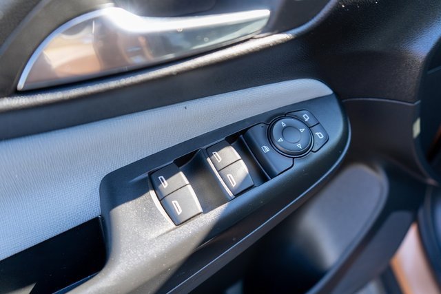 Used 2024 Buick Envista Preferred image 17