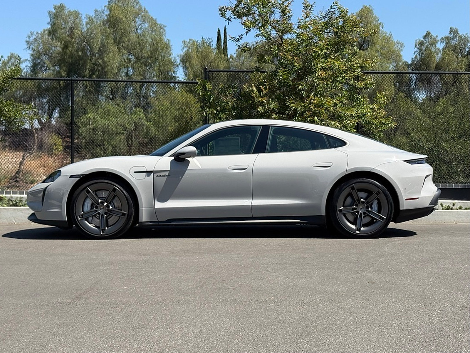 New 2025 Porsche Taycan Turbo AWD/4WD image 2