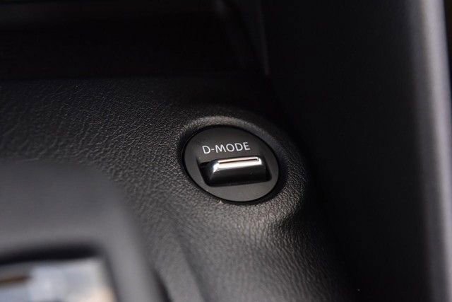 Certified 2024 Nissan Z Performance w/ Floor Mat Package image 19