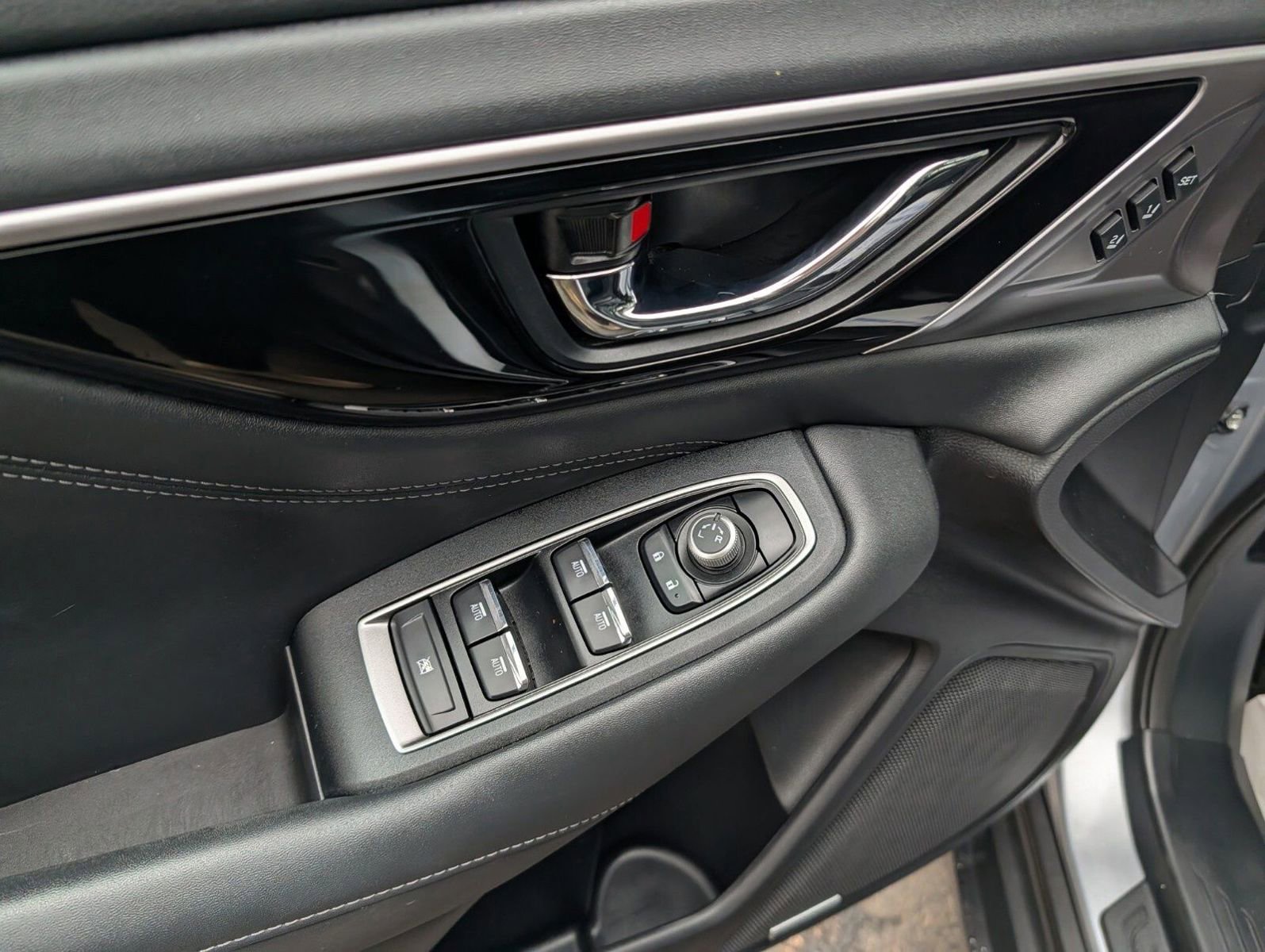 Used 2023 Subaru Outback Limited image 28