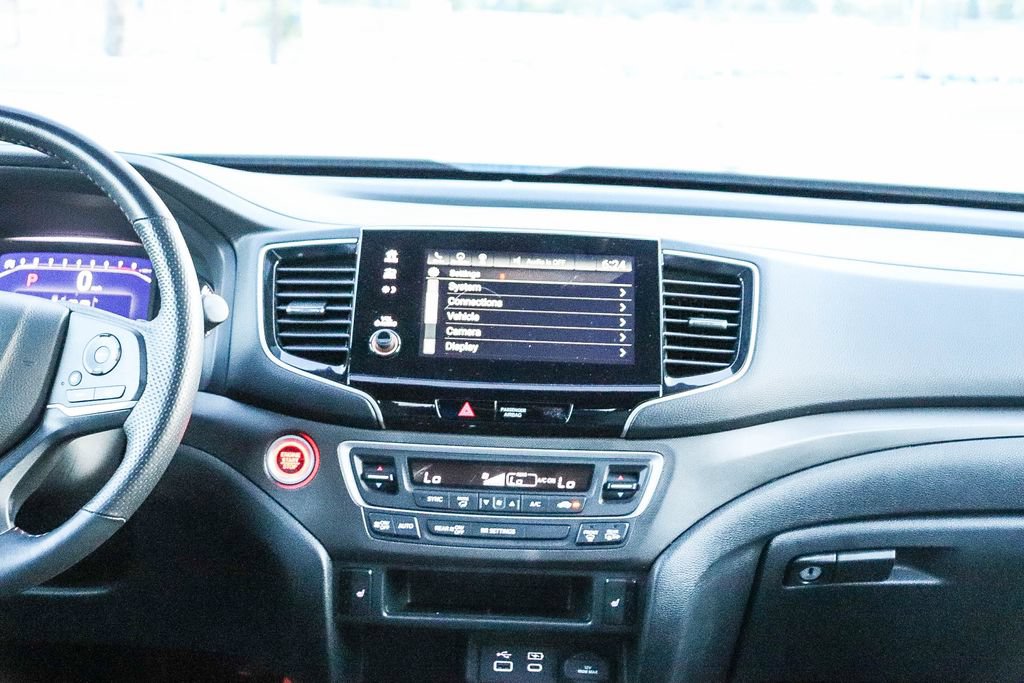 Used 2024 Honda Passport TrailSport image 14