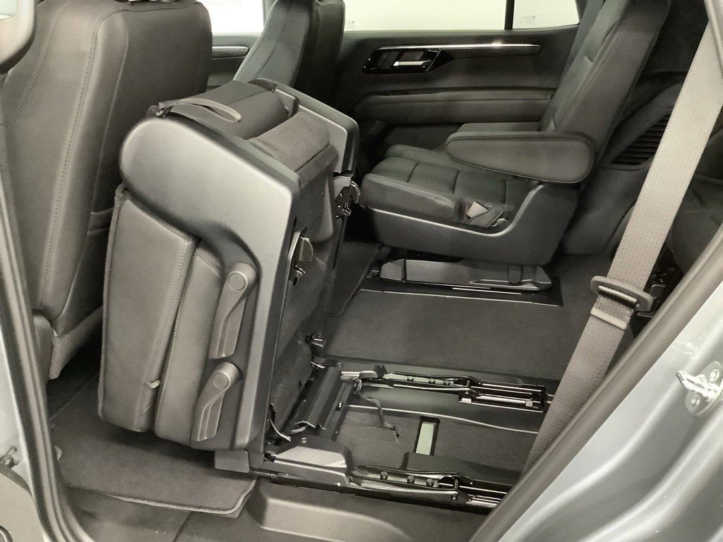 New 2026 Chevrolet Tahoe Z71 image 11