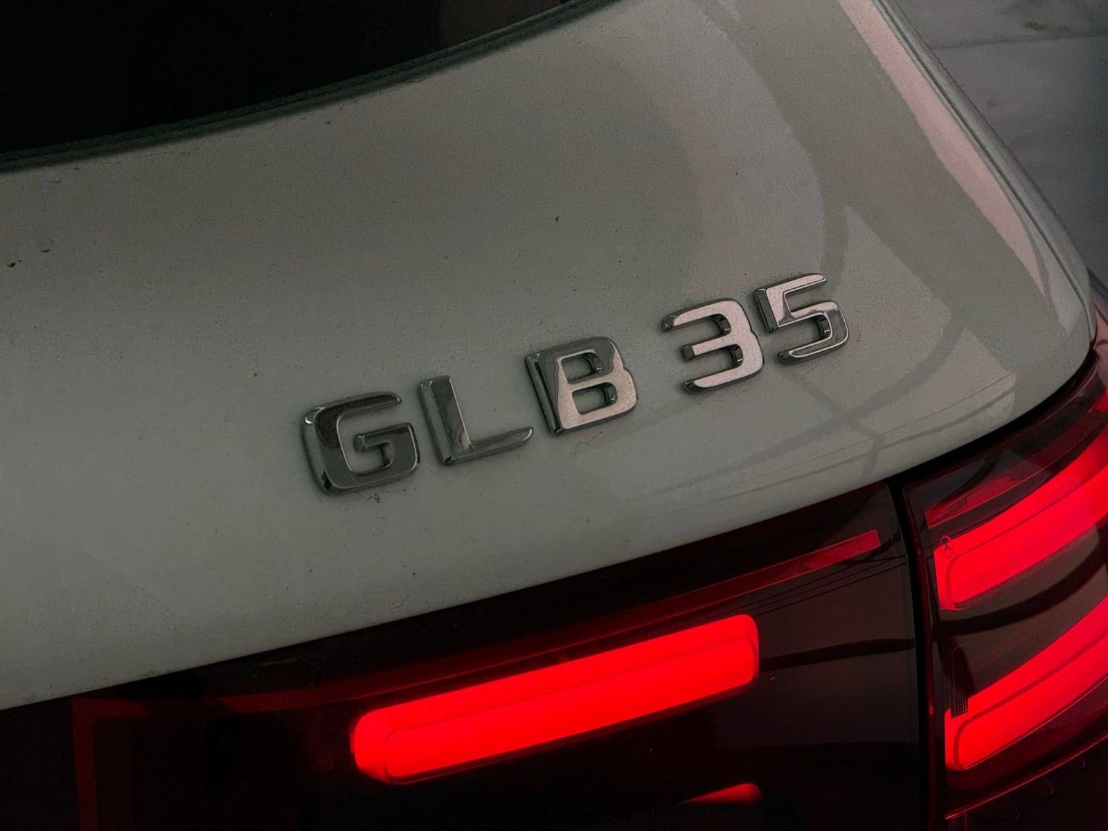 New 2026 Mercedes-Benz GLB 35 AMG 4MATIC image 21