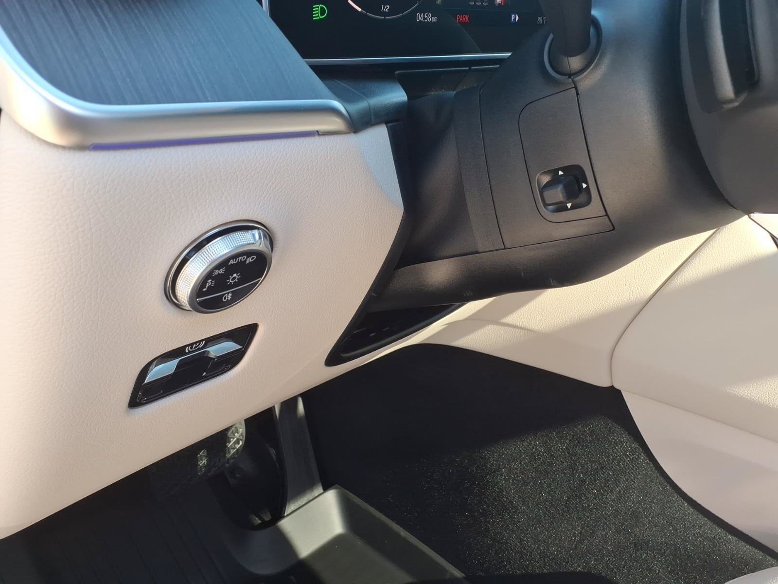 New 2026 Mercedes-Benz GLC 300 4MATIC image 25