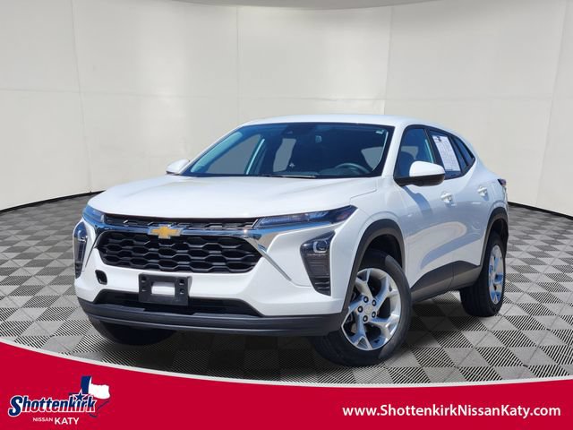 Used 2024 Chevrolet Trax LS w/ LS Convenience Package FWD image 1