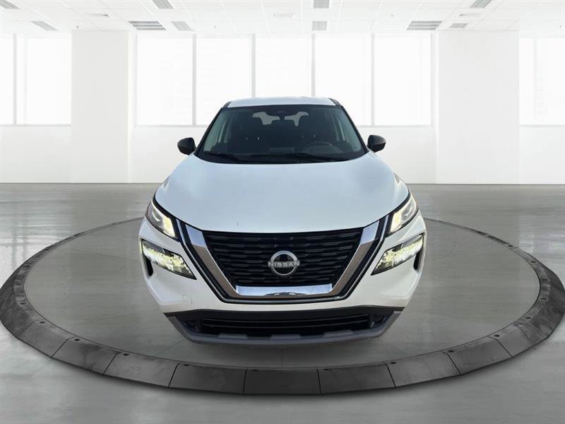 Used 2023 Nissan Rogue S image 7