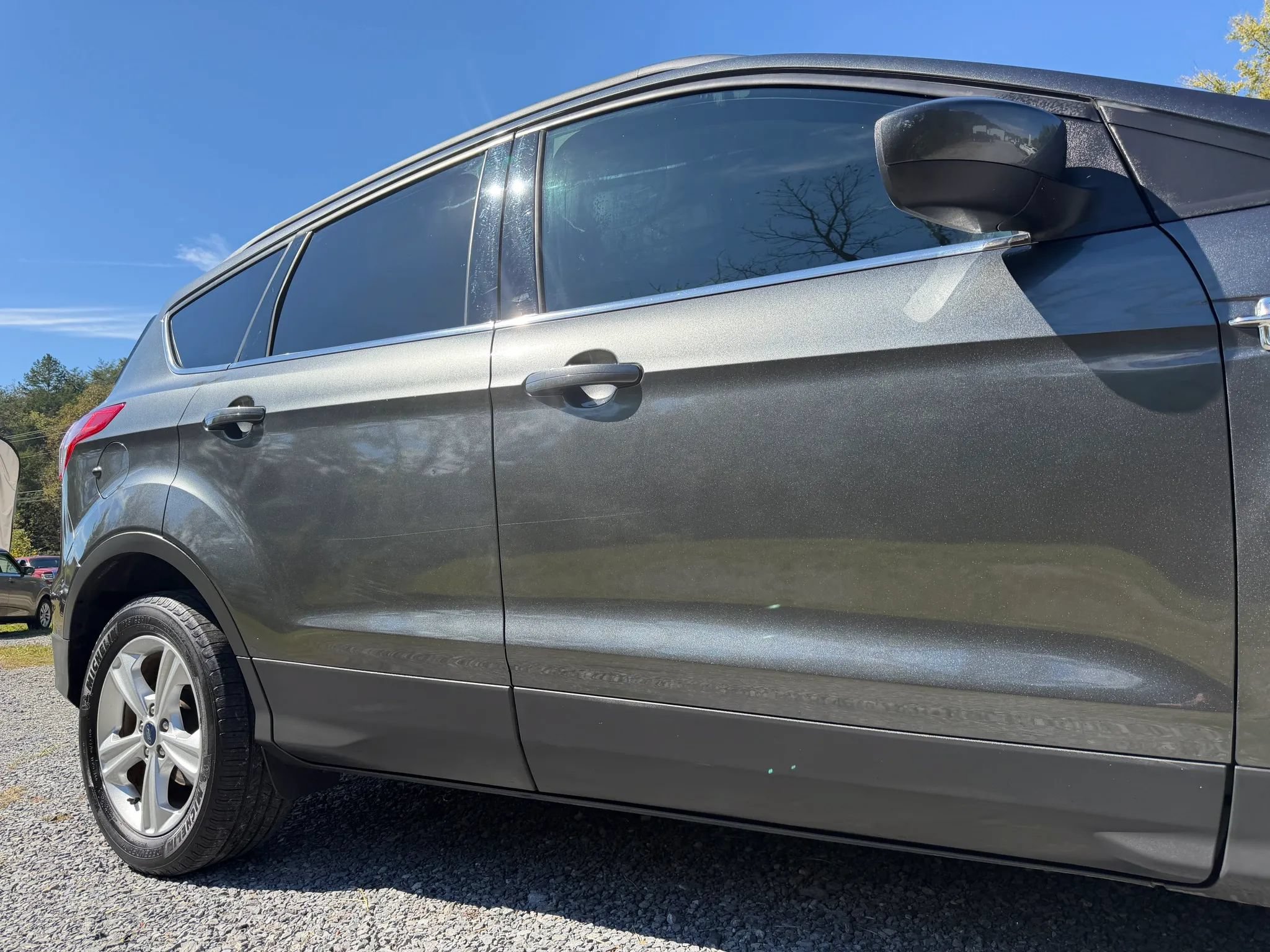 Used 2016 Ford Escape SE w/ SE Leather Comfort Package FWD image 9