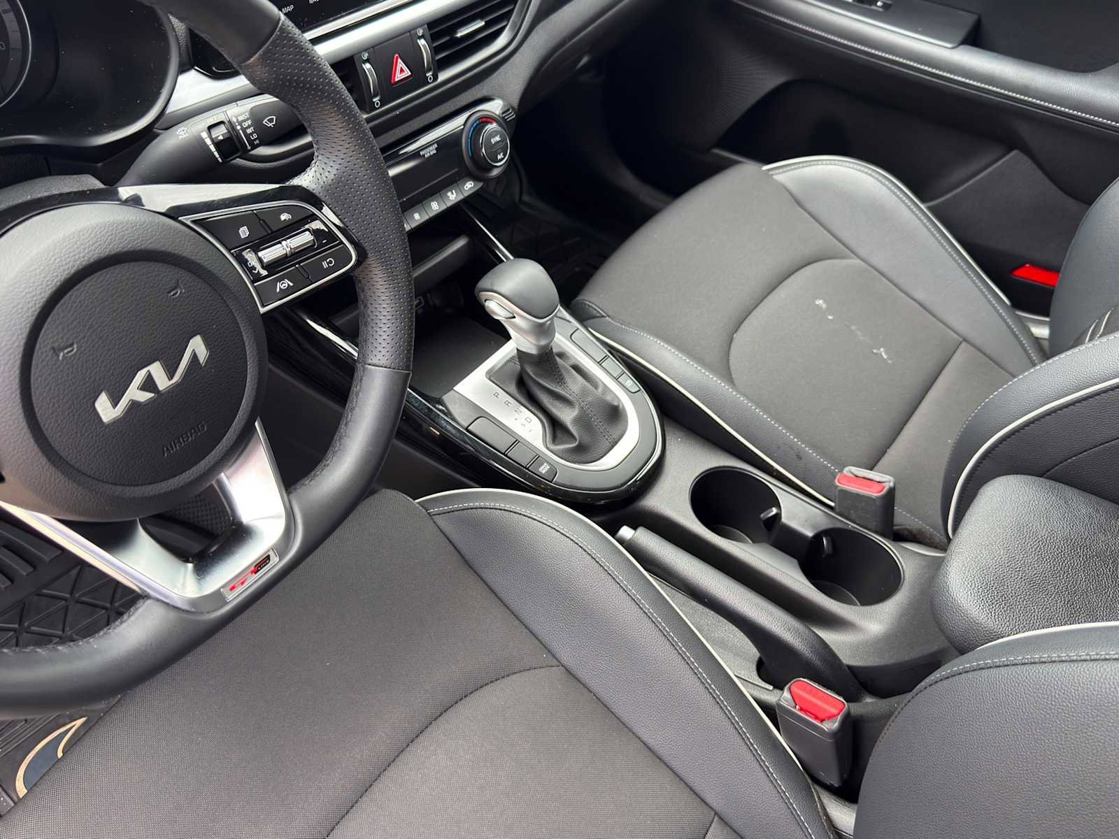 Certified 2023 Kia Forte GT-Line image 13