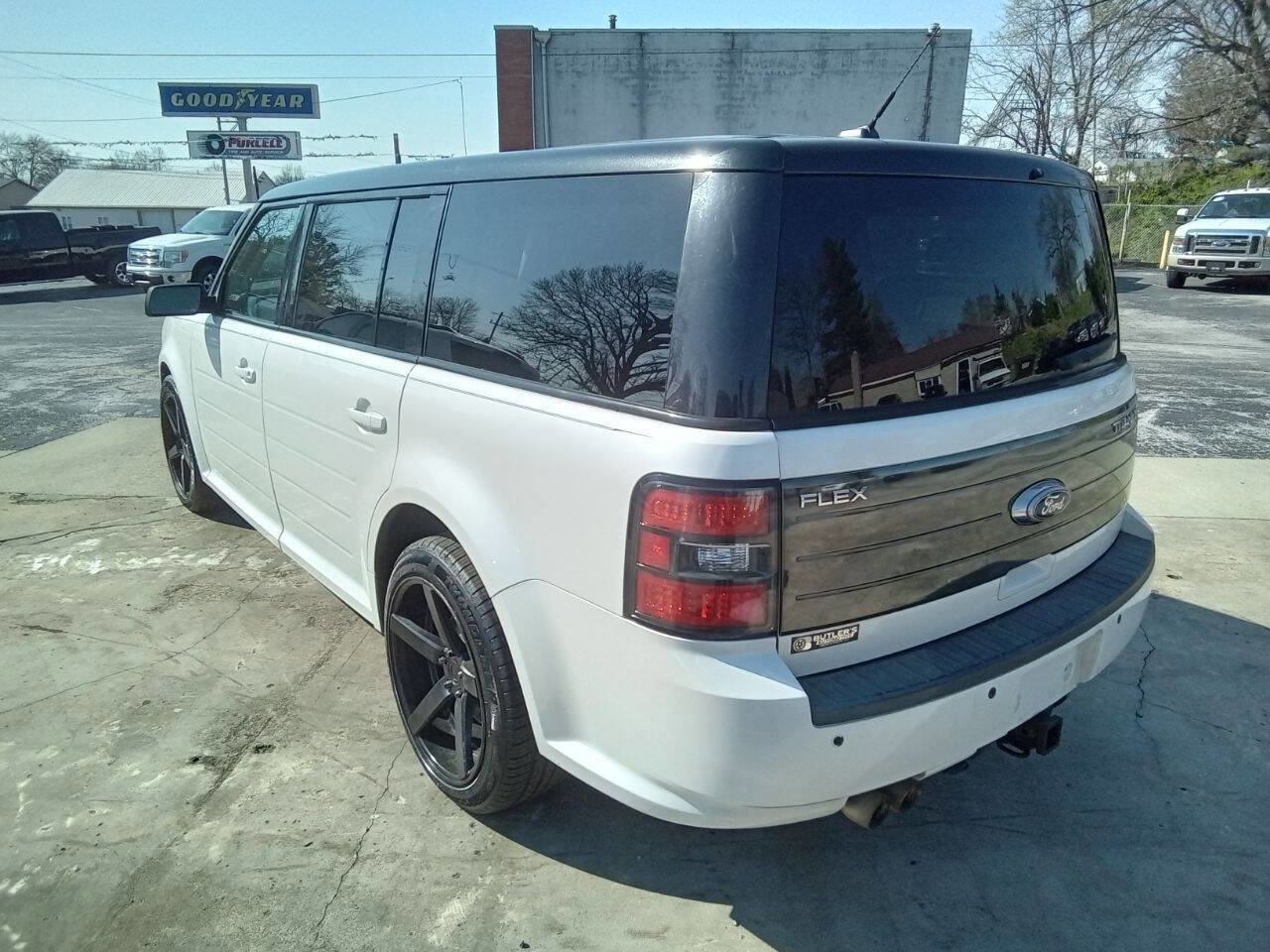 Used 2011 Ford Flex Titanium w/ Trailer Tow Pkg Class III image 10