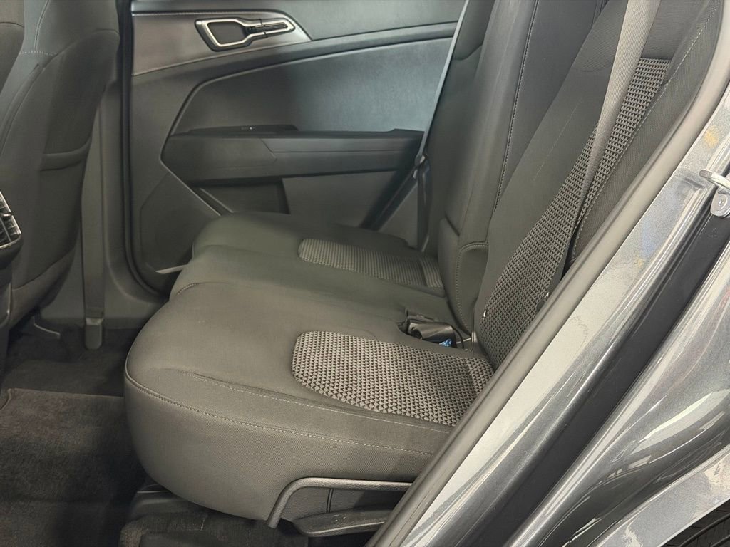 Used 2023 Kia Sportage LX image 23