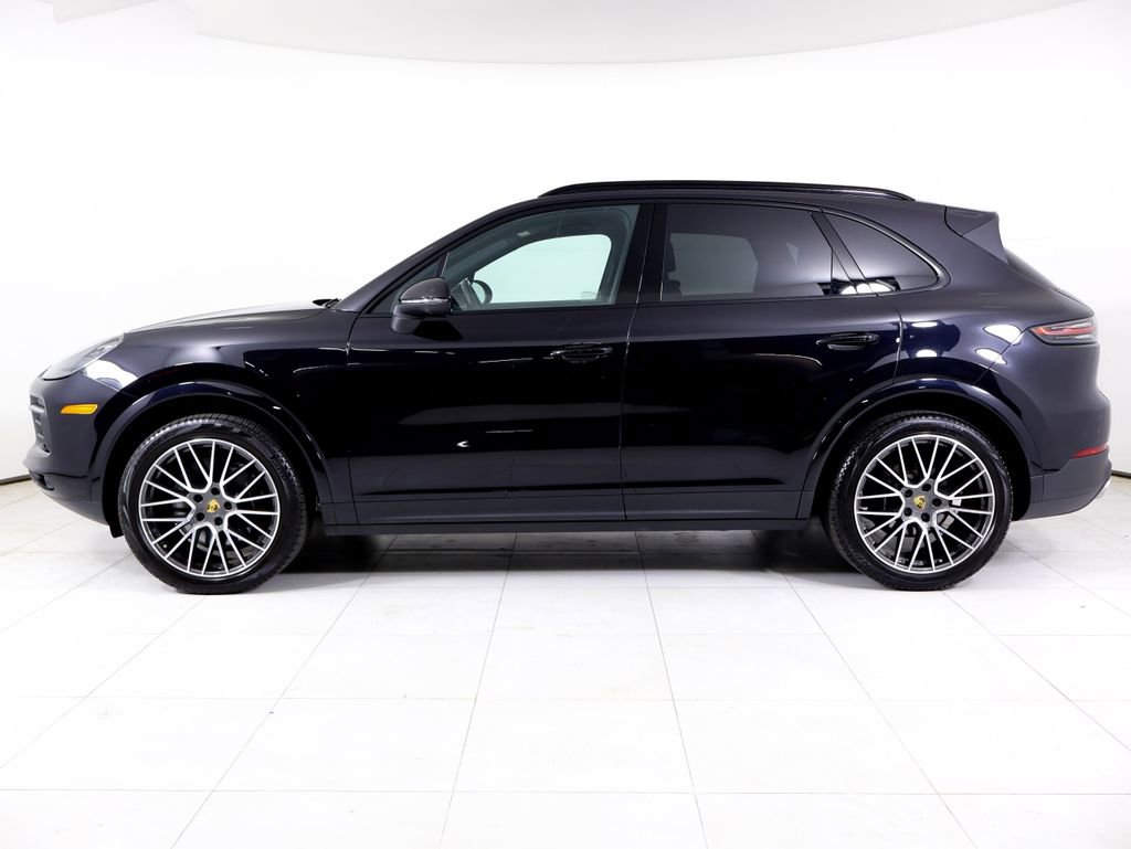 Certified 2022 Porsche Cayenne AWD/4WD image 2