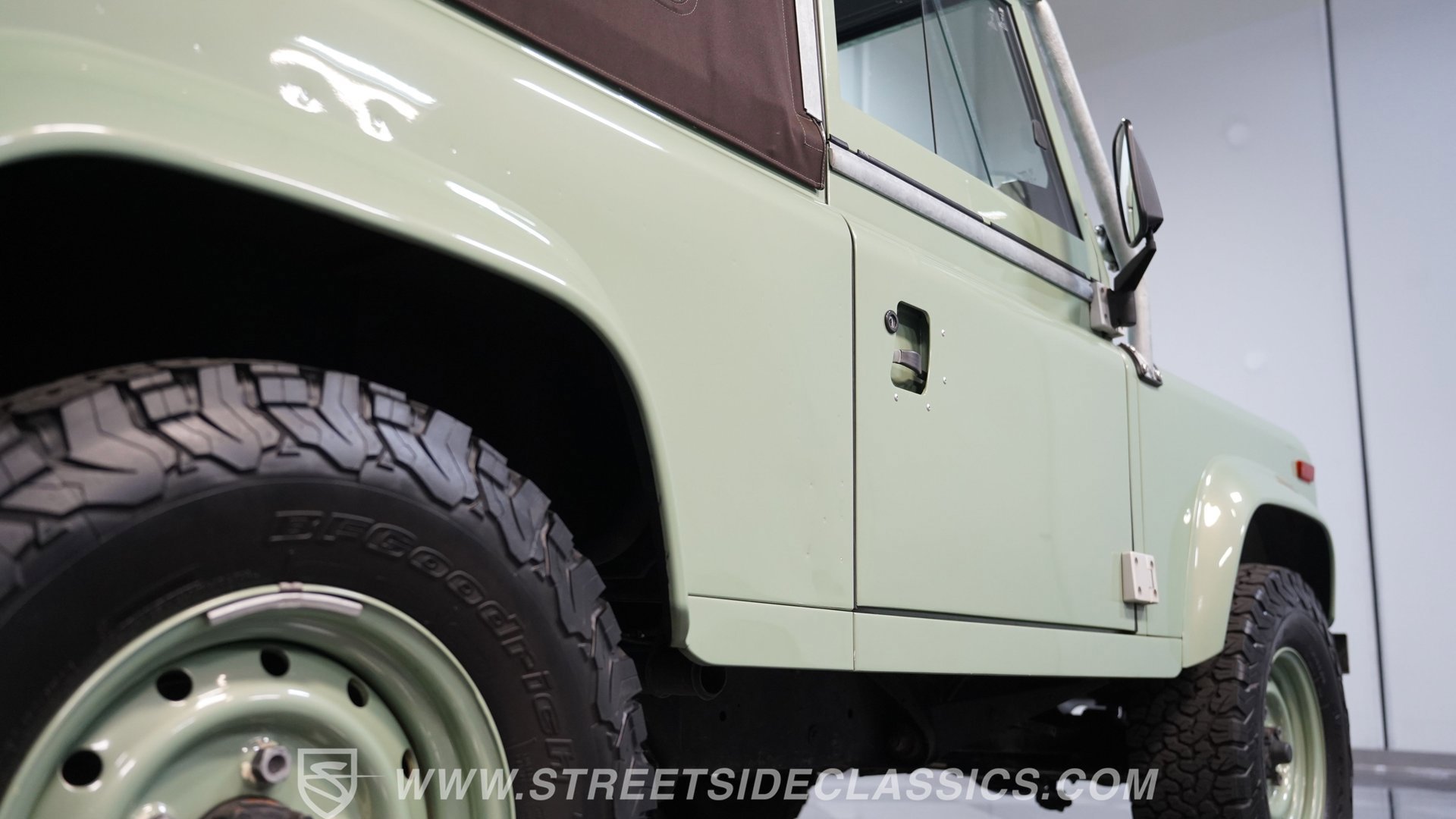 Used 1997 Land Rover Defender 90 AWD/4WD image 23