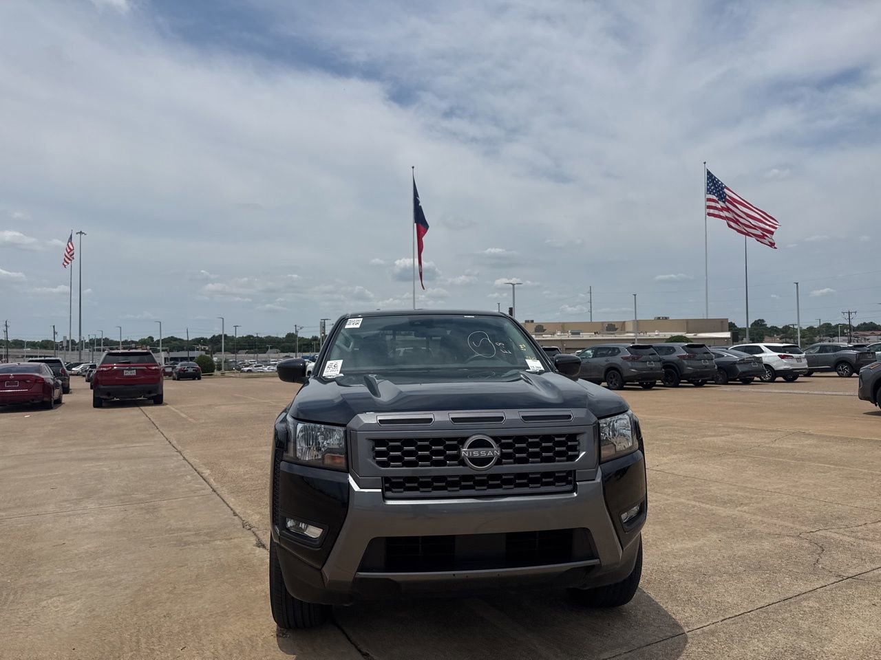 Certified 2025 Nissan Frontier SV w/ SV Convenience Package RWD image 4