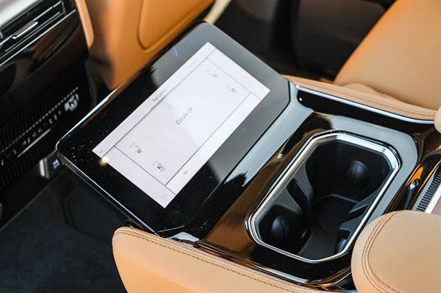 New 2023 Jeep Grand Wagoneer Series III image 24