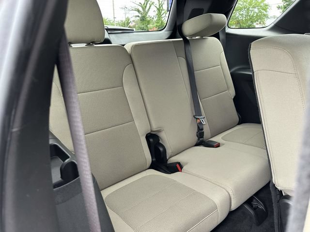 Used 2023 Chevrolet Traverse LS w/ Safety Package FWD image 21