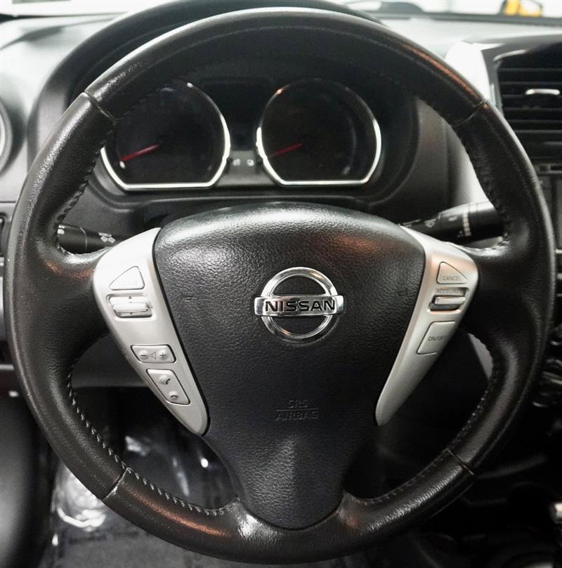 Used 2017 Nissan Versa SV w/ SV Special Edition Package image 11