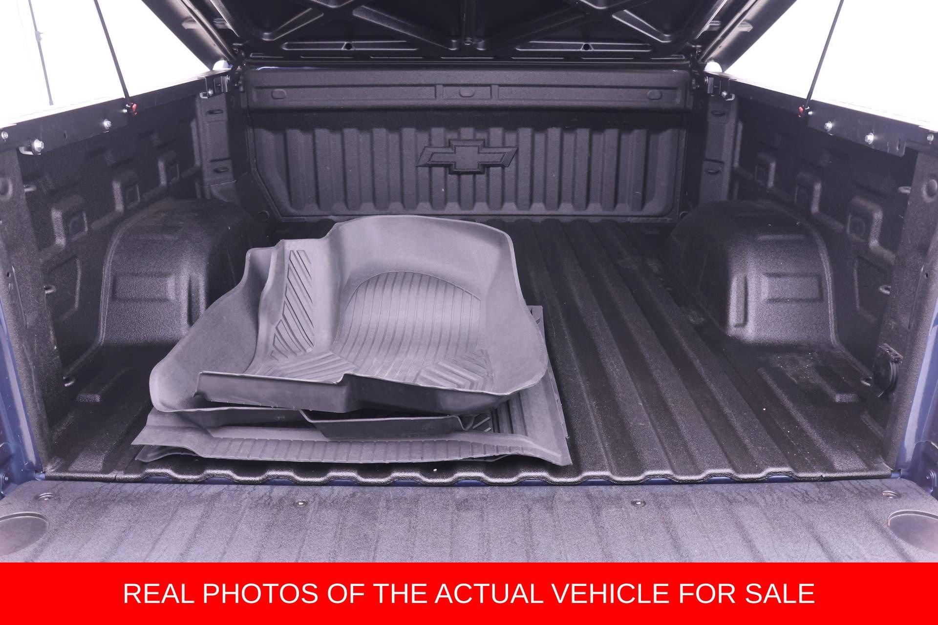 Used 2020 Chevrolet Silverado 1500 RST AWD/4WD image 14