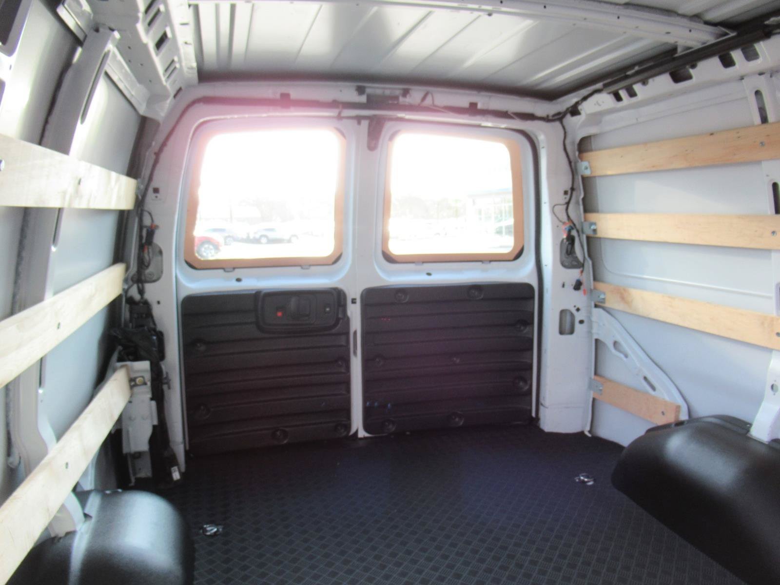 Used 2025 Chevrolet Express 2500 w/ Driver Convenience Package RWD image 14