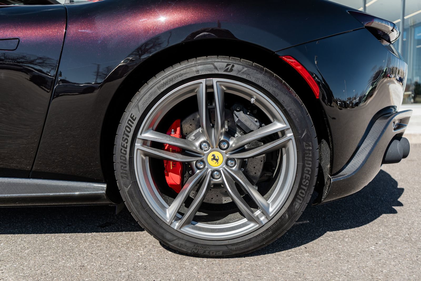 Used 2024 Ferrari Roma Spider image 7