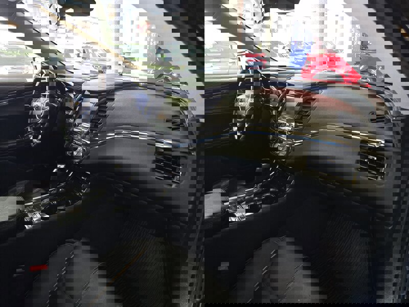 Used 2017 Chevrolet Impala Premier image 13