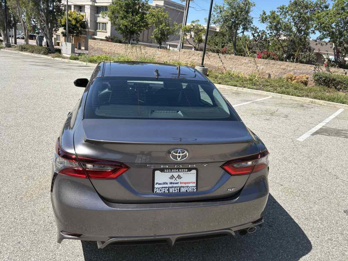 Used 2024 Toyota Camry SE image 13